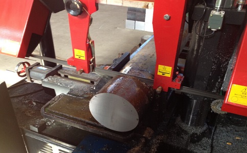 东源卧式带锯床加工时出现明显振荡如何排查？